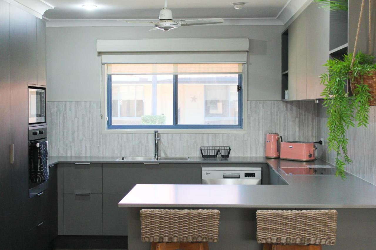 Yamba Twin Pines Motel מראה חיצוני תמונה